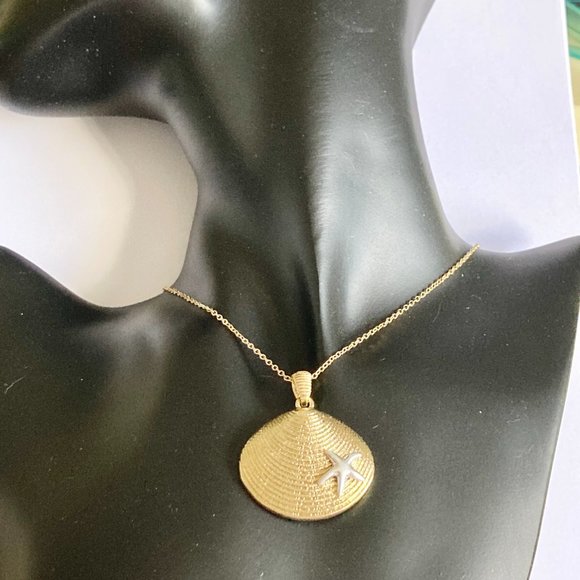 Starfish Shell Pendant Necklace Gold Silver Plated 19" Sea Life Nautical Island - Picture 3 of 12